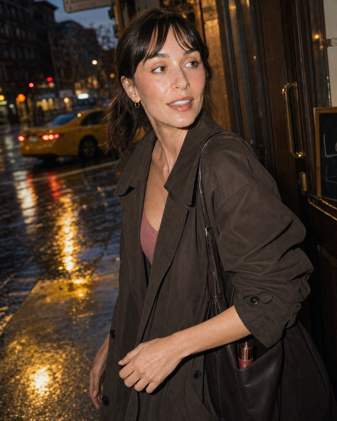 Mousse Blush worn in an everyday city moment